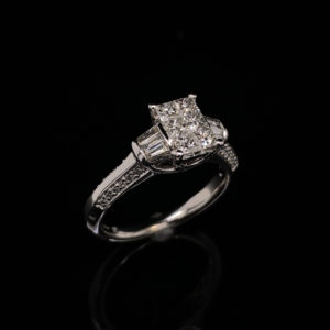 Diamond Cluster Engagement Ring 1ctw 14k White Gold